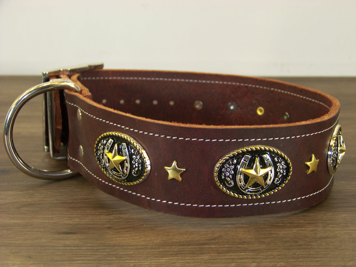 E) 2" Wide Leather Dog Collar- The Lucky Star - Western Horseshoe Medalian Accented with a Gold Stars