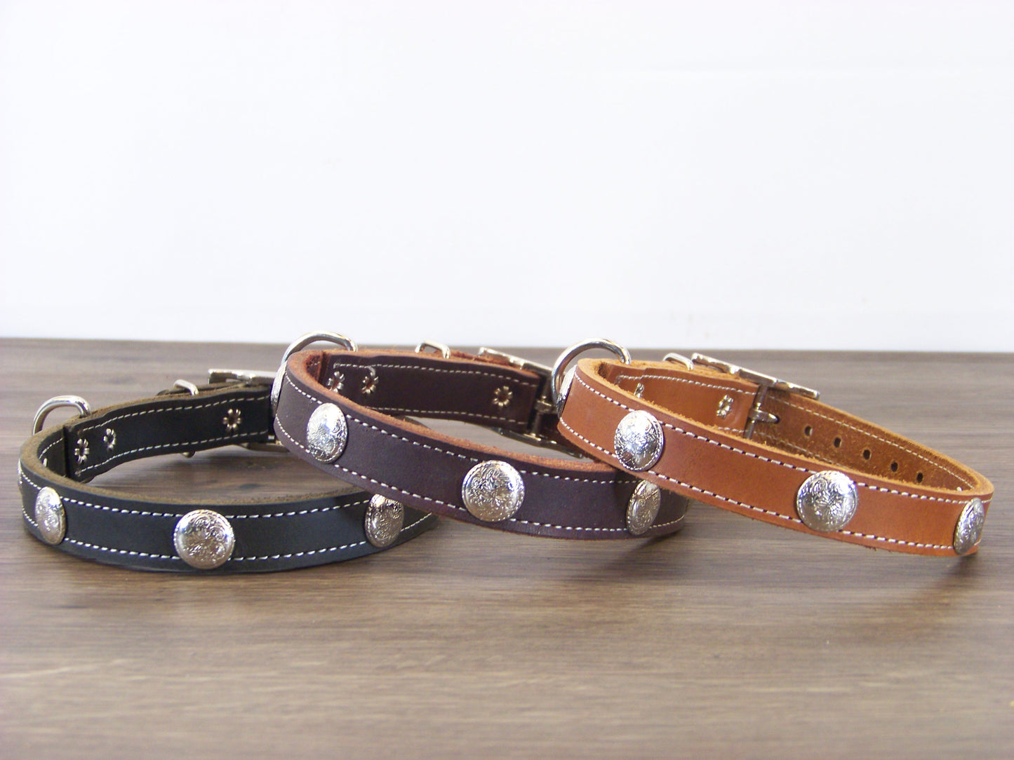 B) 3/4" Wide Leather Dog Collar - The Rancher - Featuring a Bright Nickle Western Concho