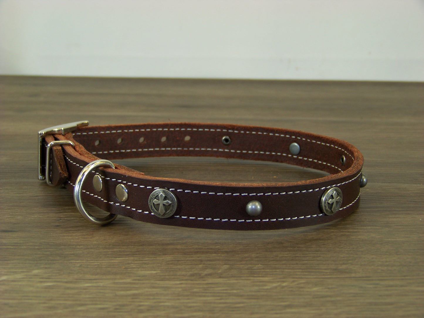 B) Durable Latigo Leather Dog Collar- 3/4" Wide- Celtic Cross Concho Accents