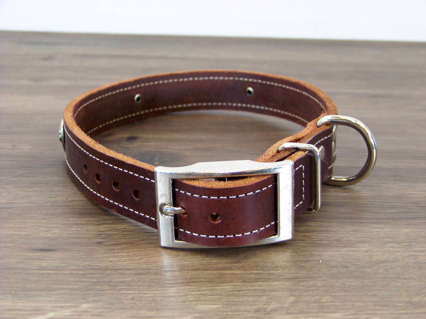 C)   1" Wide Leather Dog Collar - The Desert Heart - Featuring a Western Heart Concho