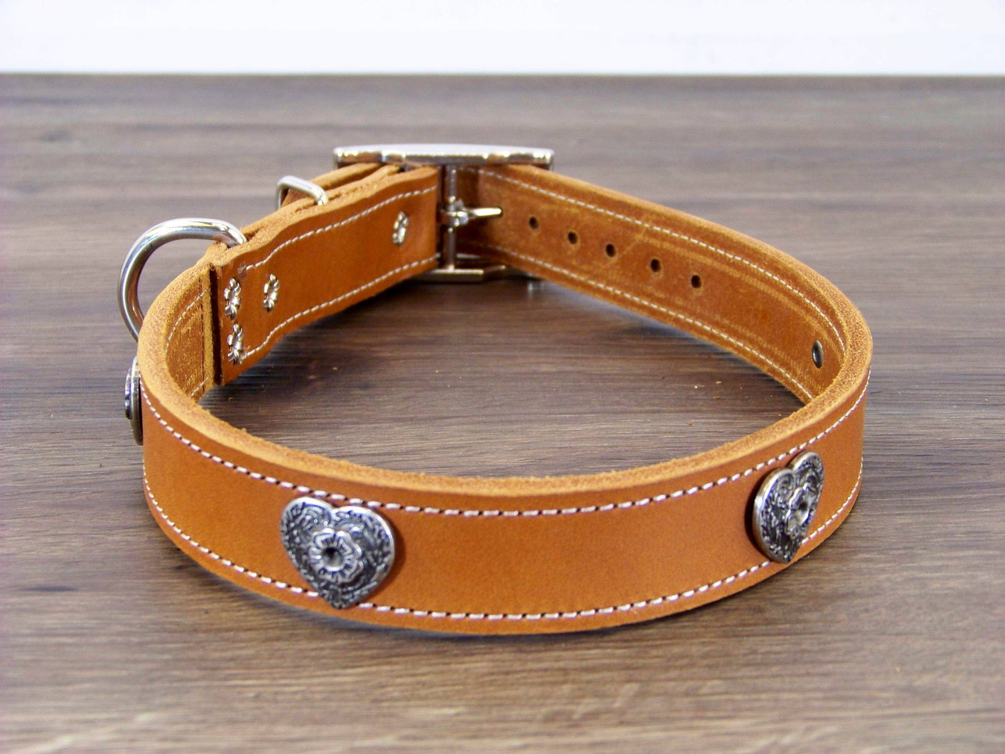 C)   1" Wide Leather Dog Collar - The Desert Heart - Featuring a Western Heart Concho