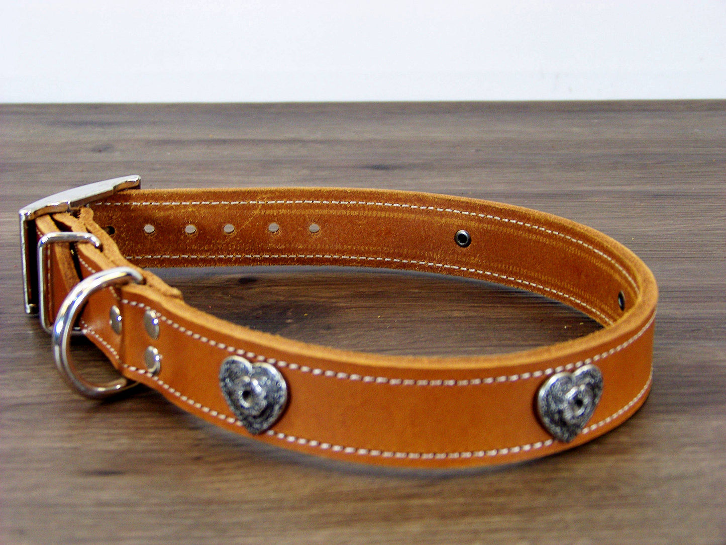 C)   1" Wide Leather Dog Collar - The Desert Heart - Featuring a Western Heart Concho