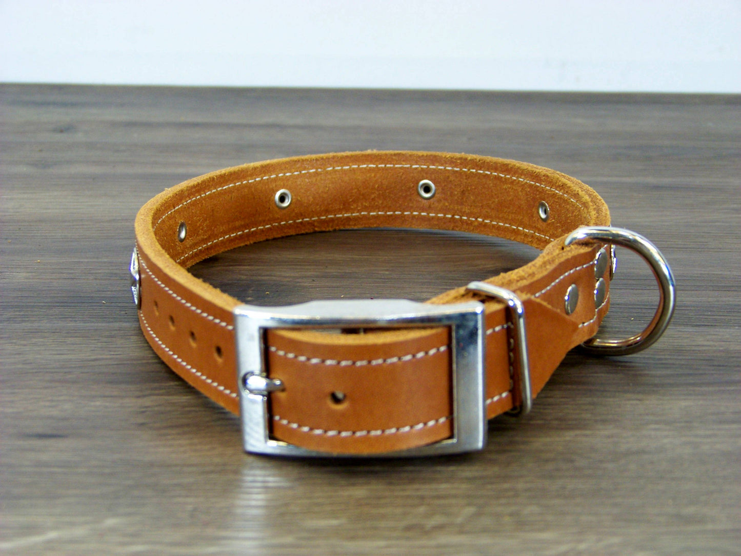 C)   1" Wide Leather Dog Collar- The Sherriff - Featuring a Star Concho
