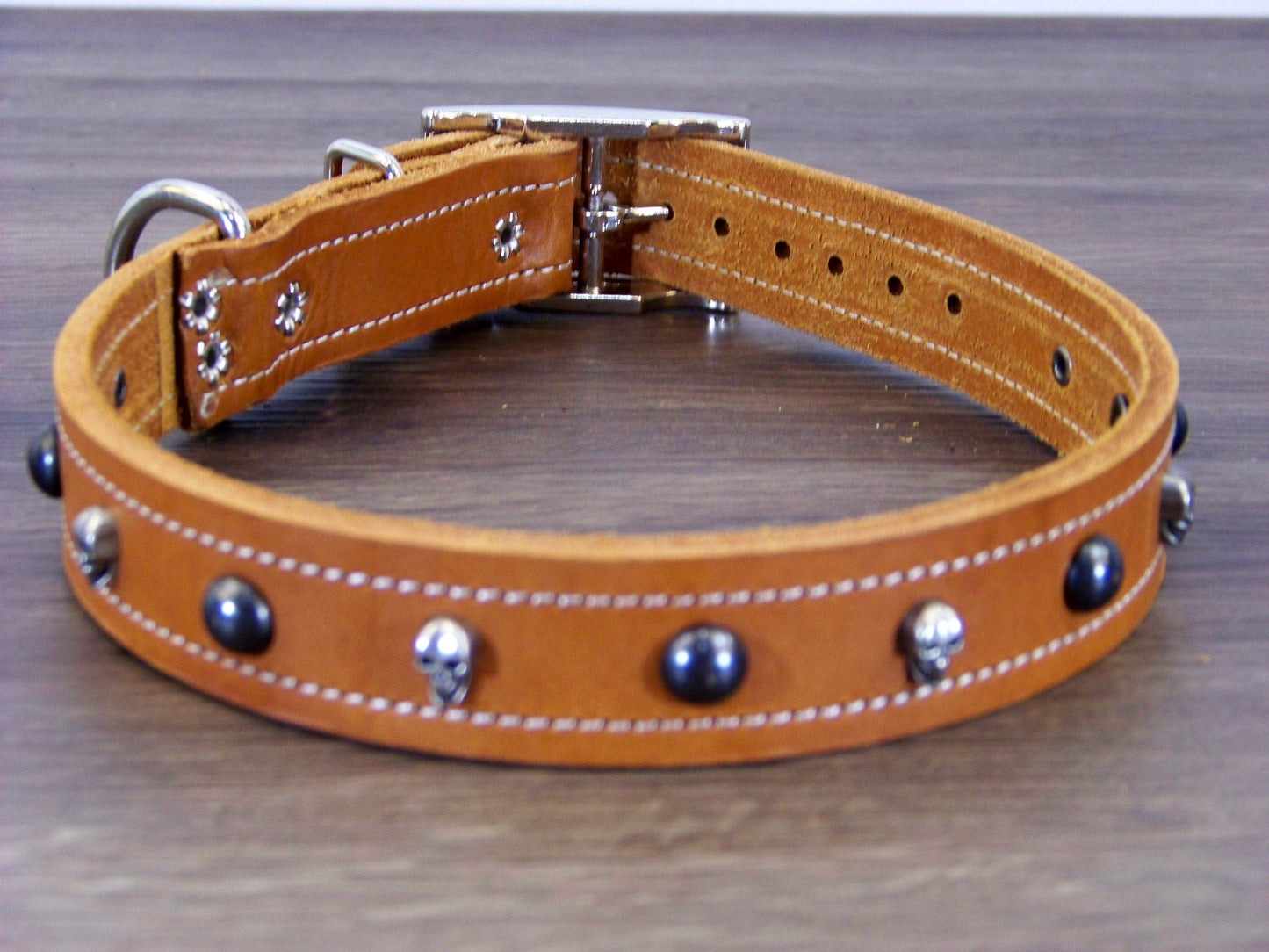 C)   1" Wide Leather Dog Collar - The Dark Angel II - Featuring Skull Concho with Black Dome Conchos
