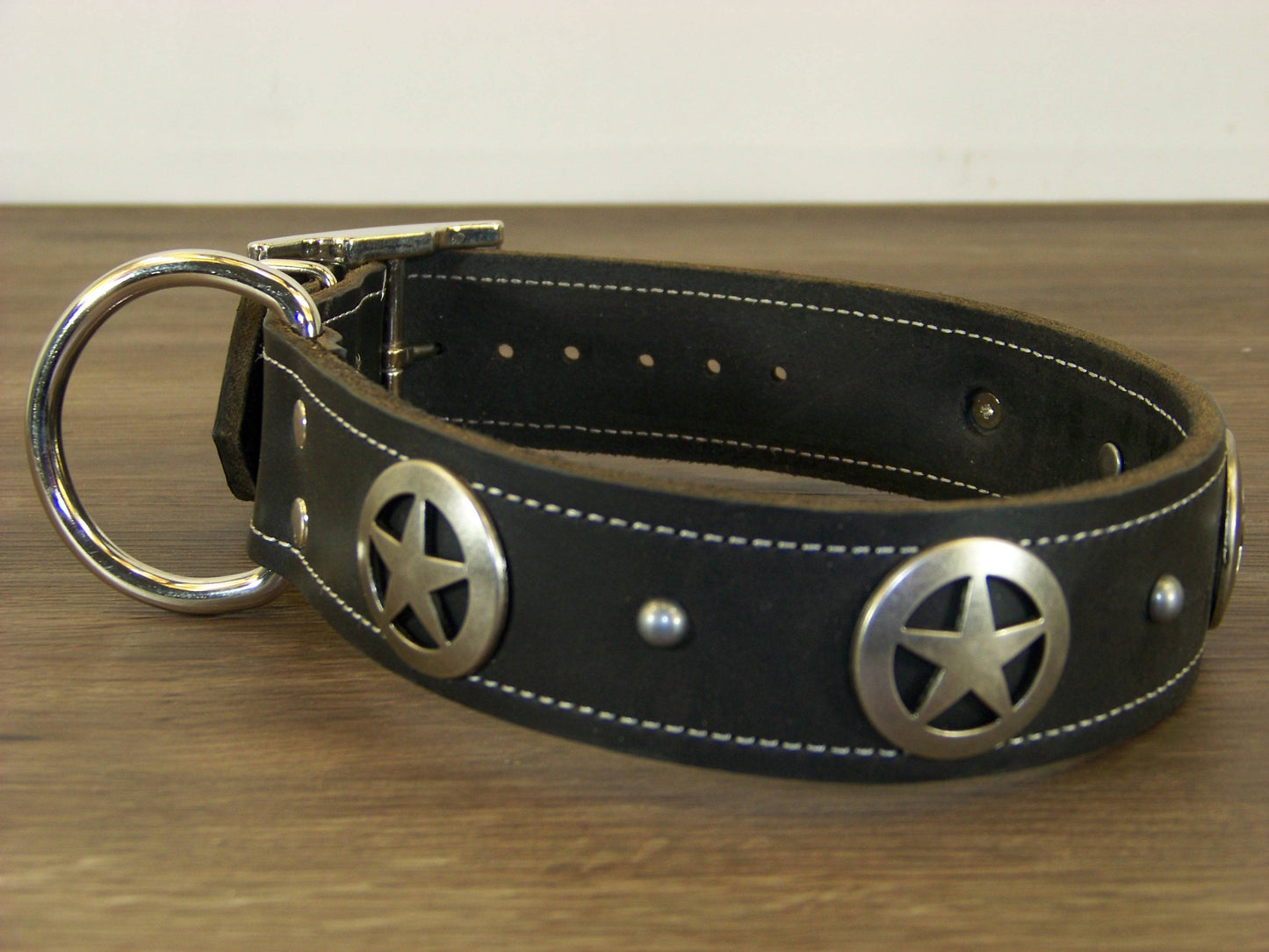 D)   1-1/2" Wide Leather Dog Collar - The Marhsall - Featuring A Star Concho w/ Dome Accent