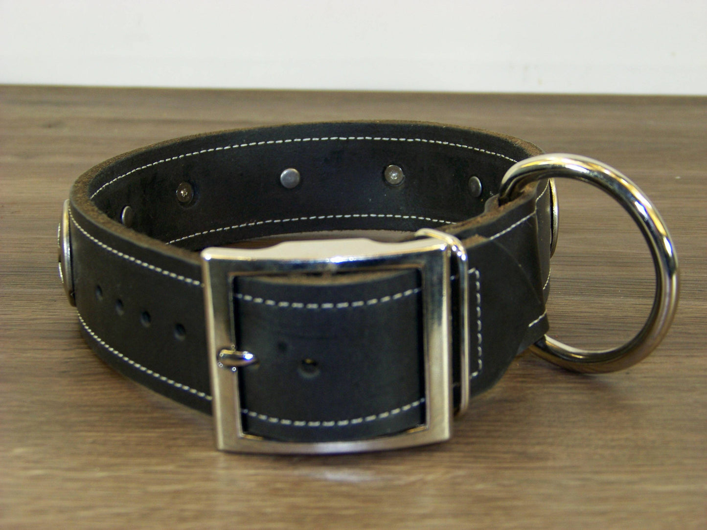 D)   1-1/2" Wide Leather Dog Collar - The Marhsall - Featuring A Star Concho w/ Dome Accent