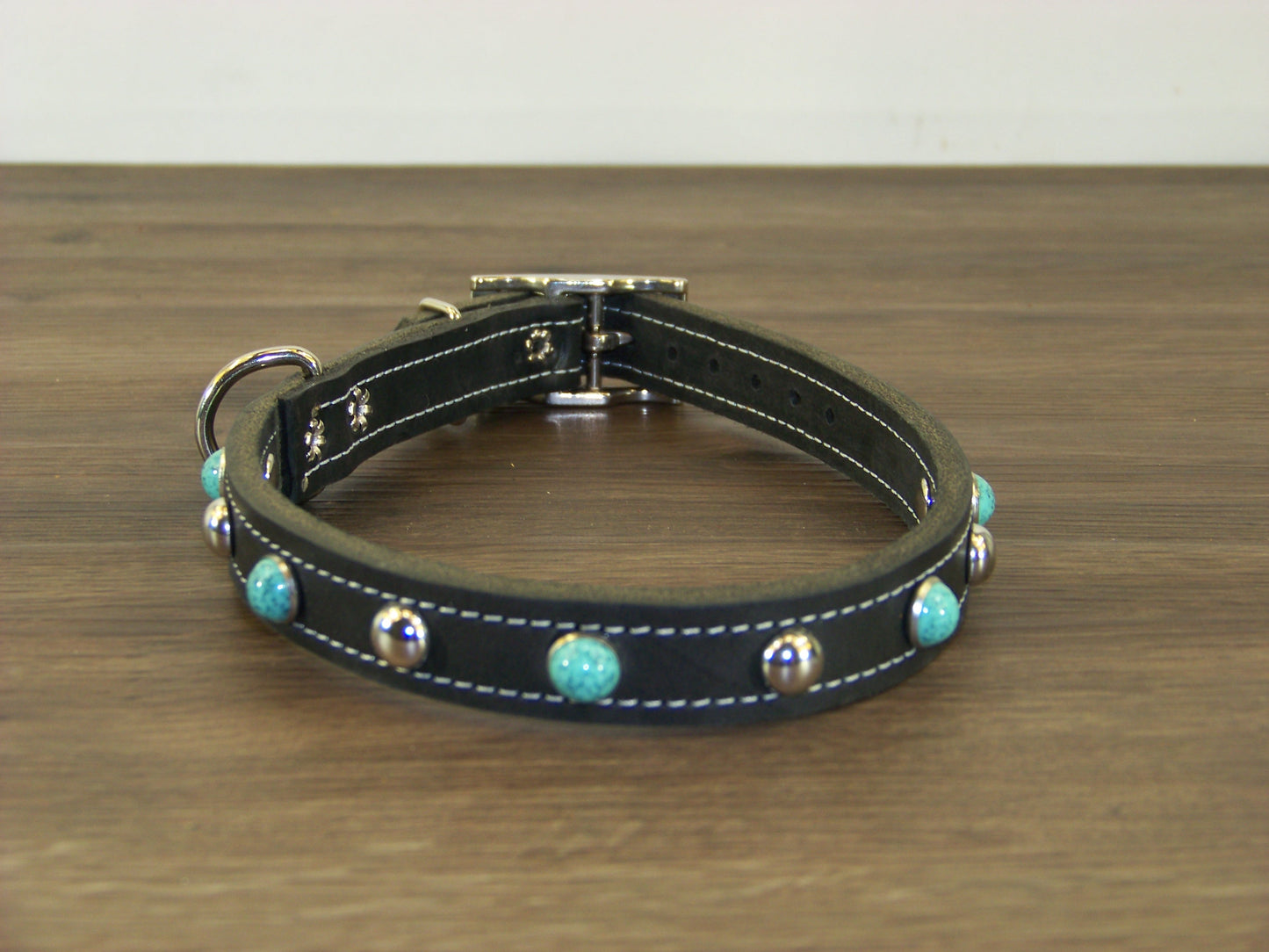 B)   3/4" Wide Leather Dog Collar - The Sante Fe II - Featuring Green Turquoise Conchos W/ Stainless Dome Rivets