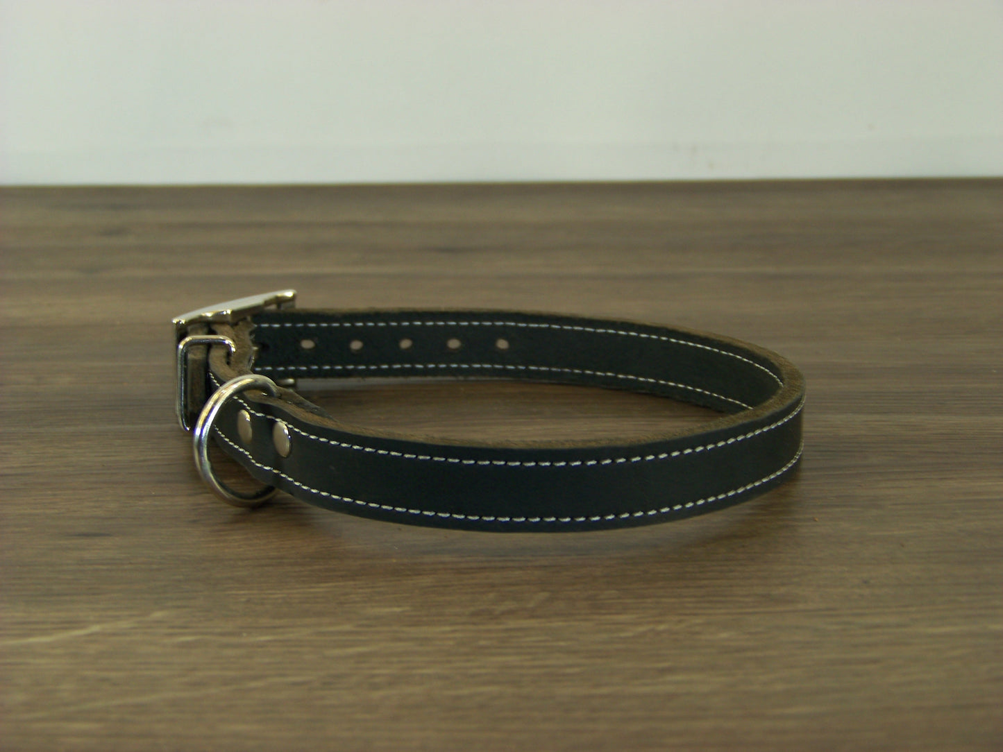 B)   3/4" Wide Leather Dog Collars- The Reggie - Premium Latigo Leather for Smaller Dogs