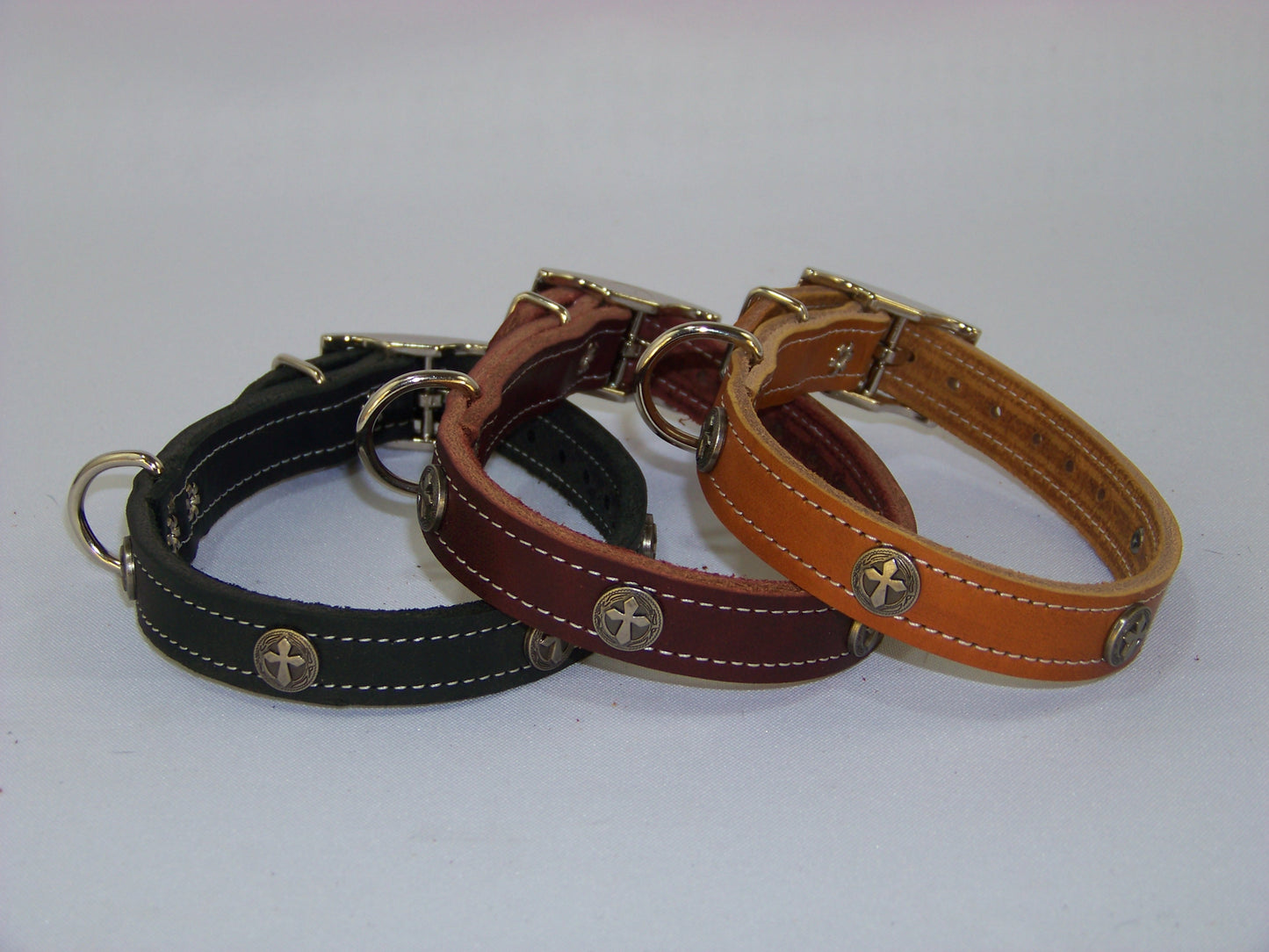B)  3/4" Wide Leather Dog Collar -The Guardian - Featuring a Celtic Cross Concho