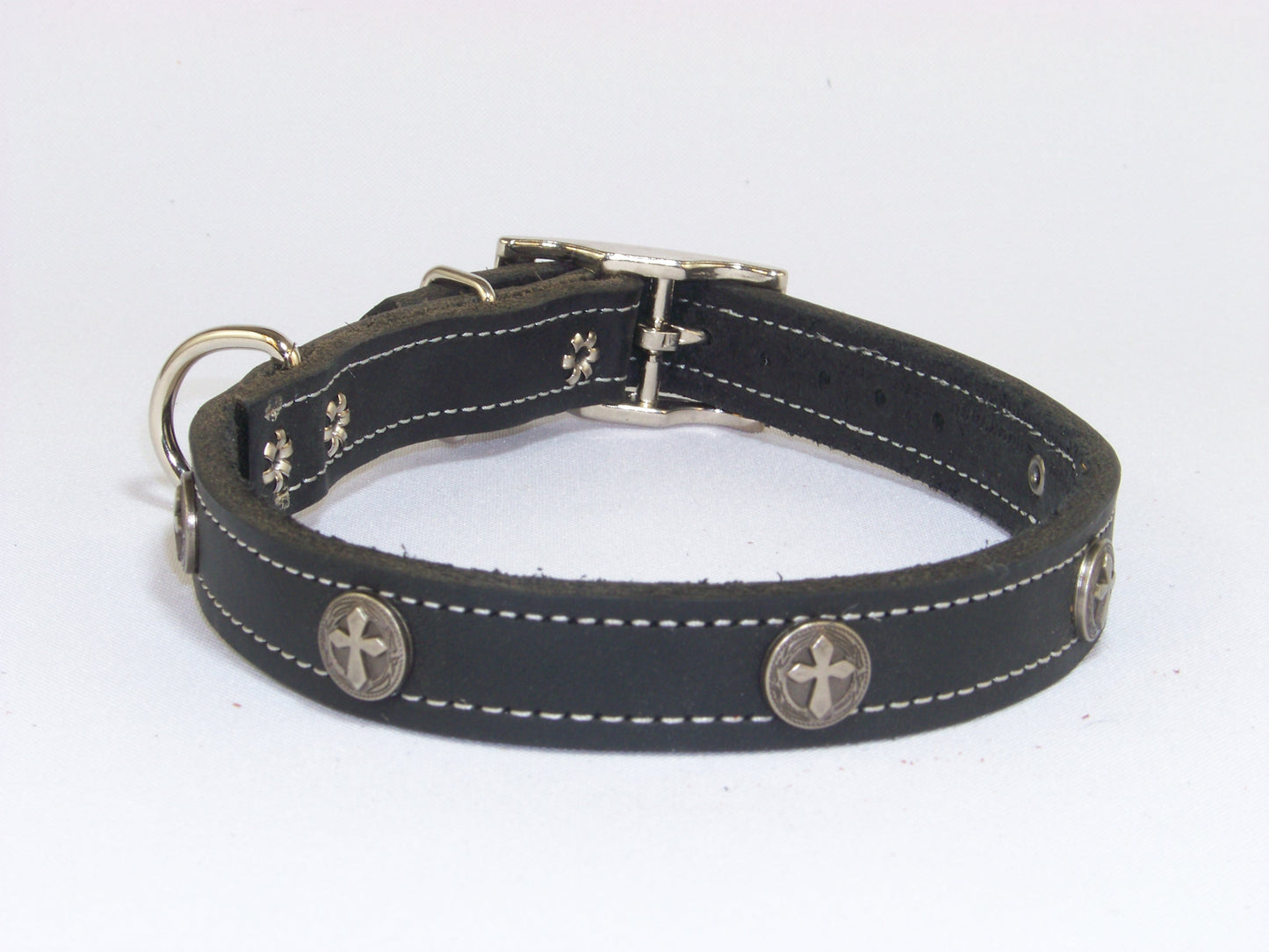 B)  3/4" Wide Leather Dog Collar -The Guardian - Featuring a Celtic Cross Concho